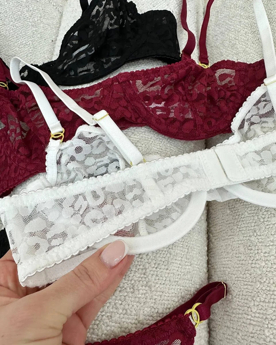 Komplet bielizny w panterkowym wzorze