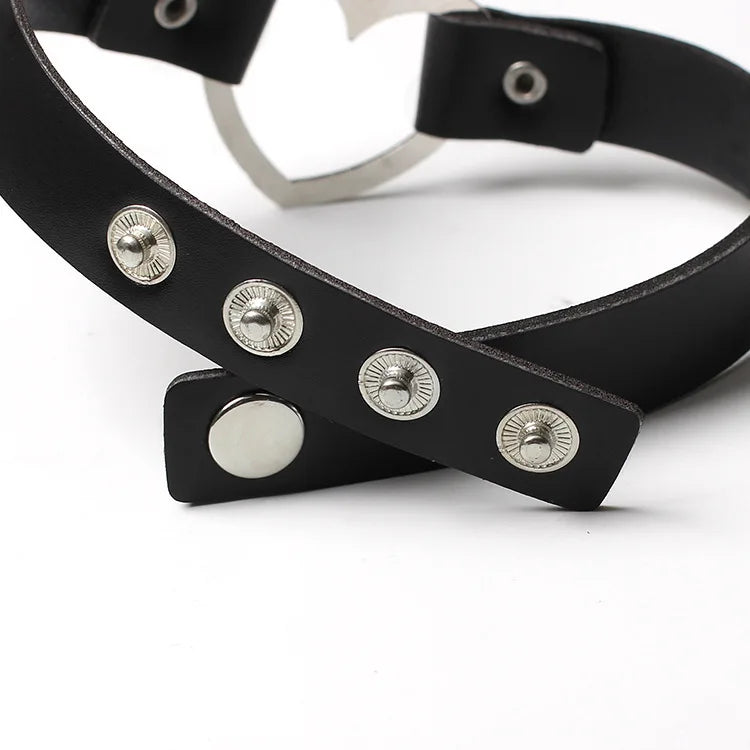 Choker z serduszkiem