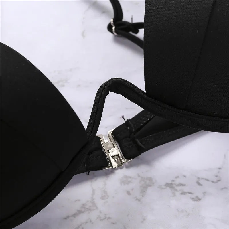 Dwuczęściowy strój kąpielowy z efektem push up