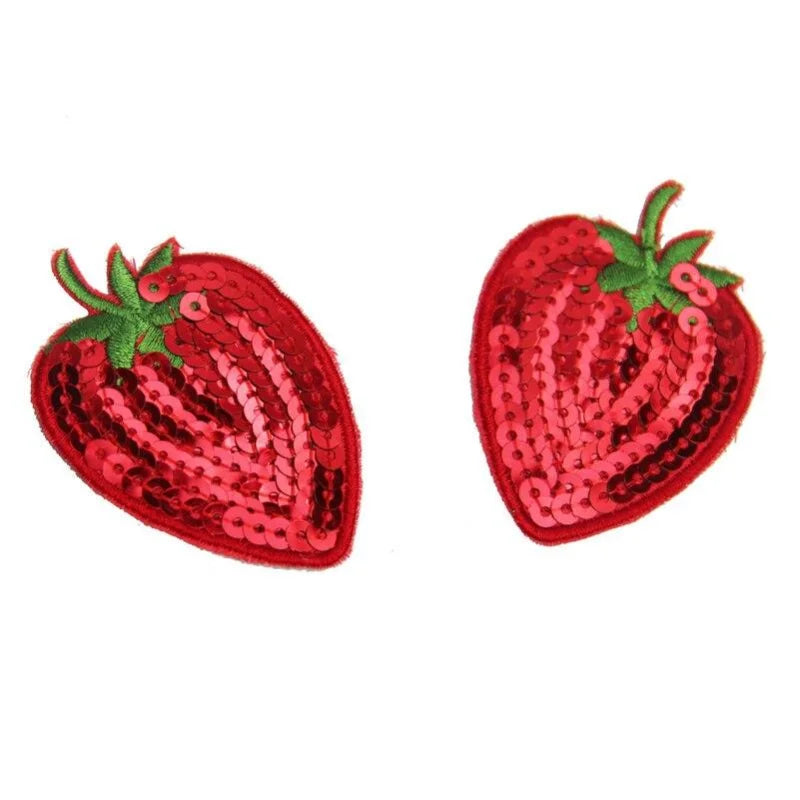 Czerwony Nasutniki w kształcie truskawki