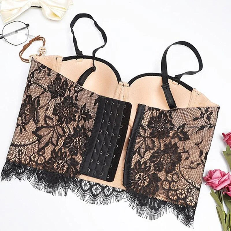 Koronkowy biustonosz gorsetowy