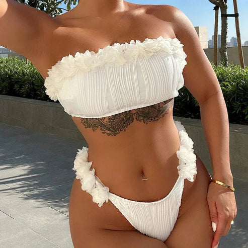 Teksturowany dwuczęściowy strój kąpielowy bikini z ozdobnymi kwiatami - Biały / S