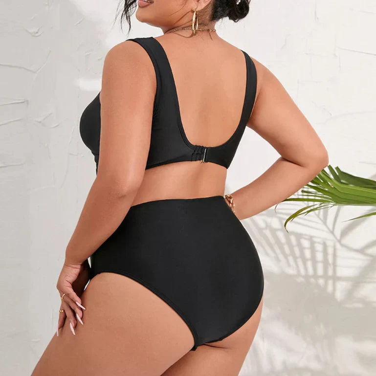 Dwuczęściowy strój kąpielowy plus size z siateczkowymi wstawkami