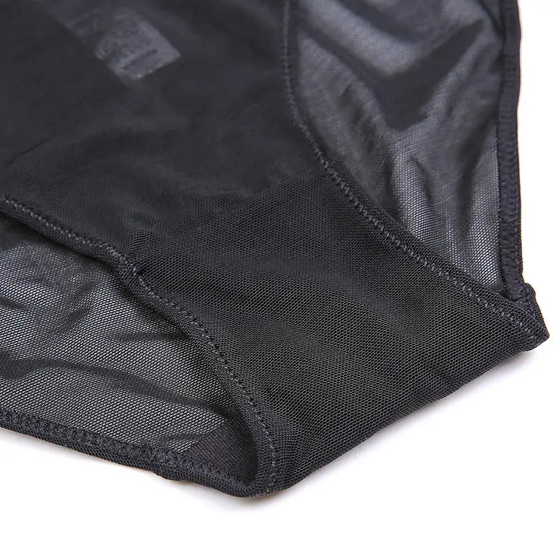 Siateczkowe figi z kokardką