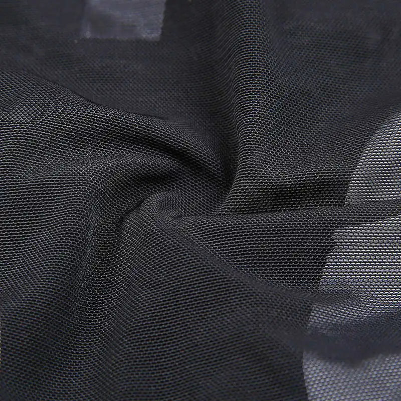 Siateczkowe figi z kokardką