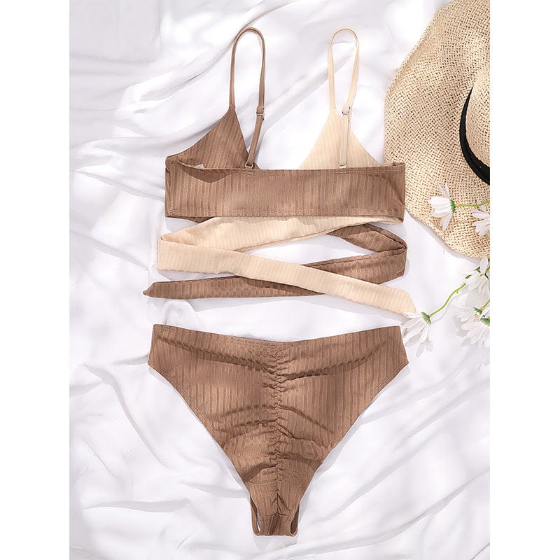 Dwuczęściowe bikini z wysokim stanem