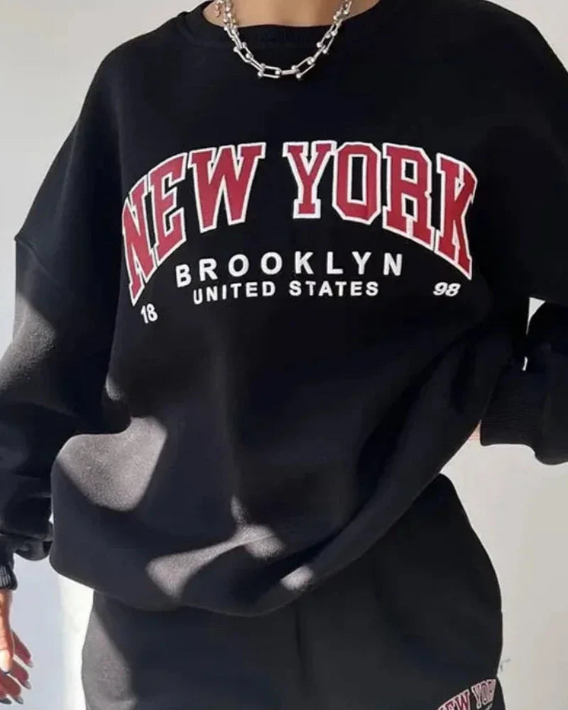 Luźna bluza oversize z napisem New York