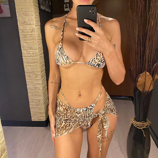 Dwuczęściowy strój kąpielowy z dzikim wzorem panterki