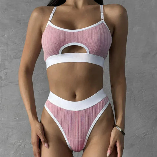 Komplet bielizny sportowej z regulowanymi ramiączkami