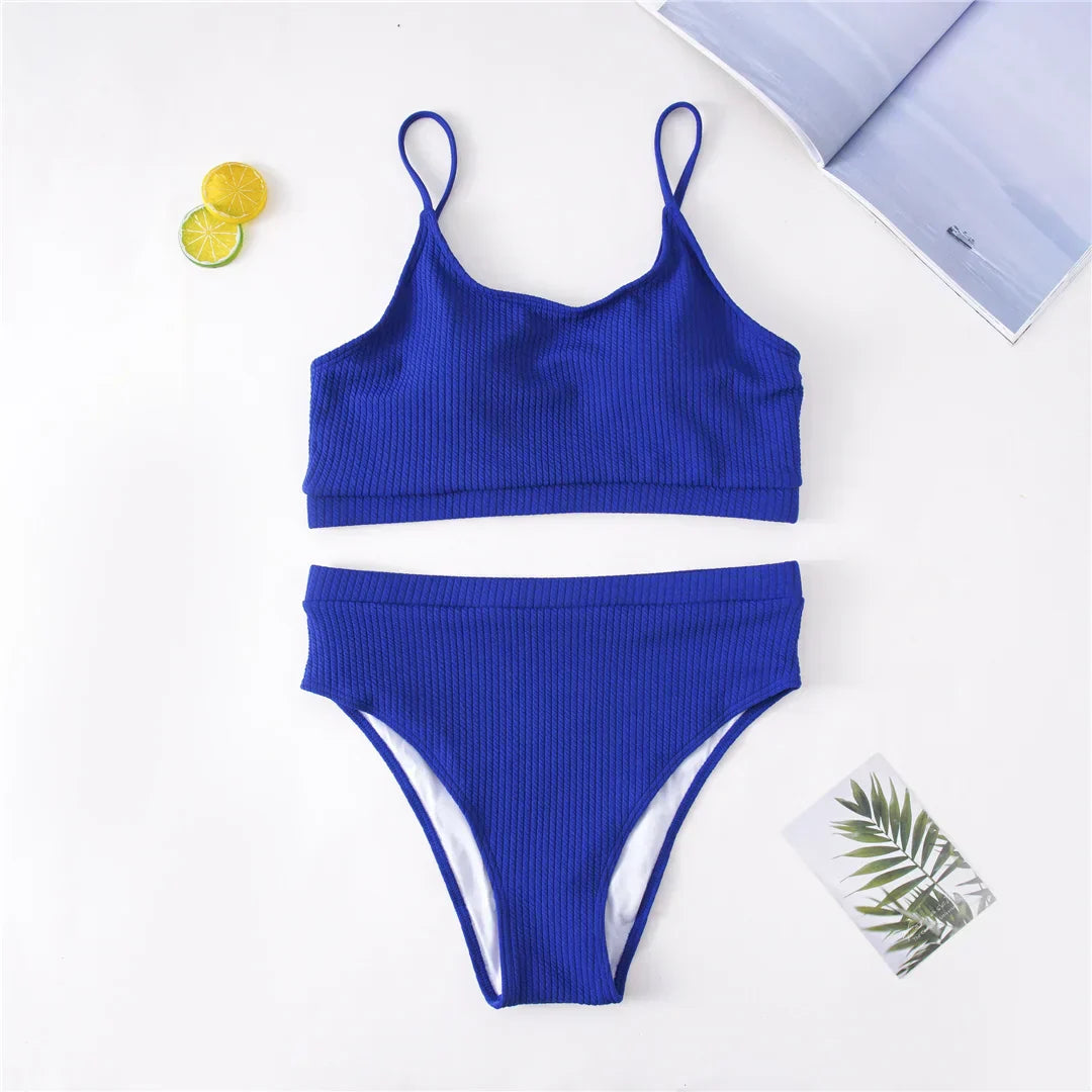 Dwuczęściowy strój kąpielowy plus size z regulowanymi ramiączkami