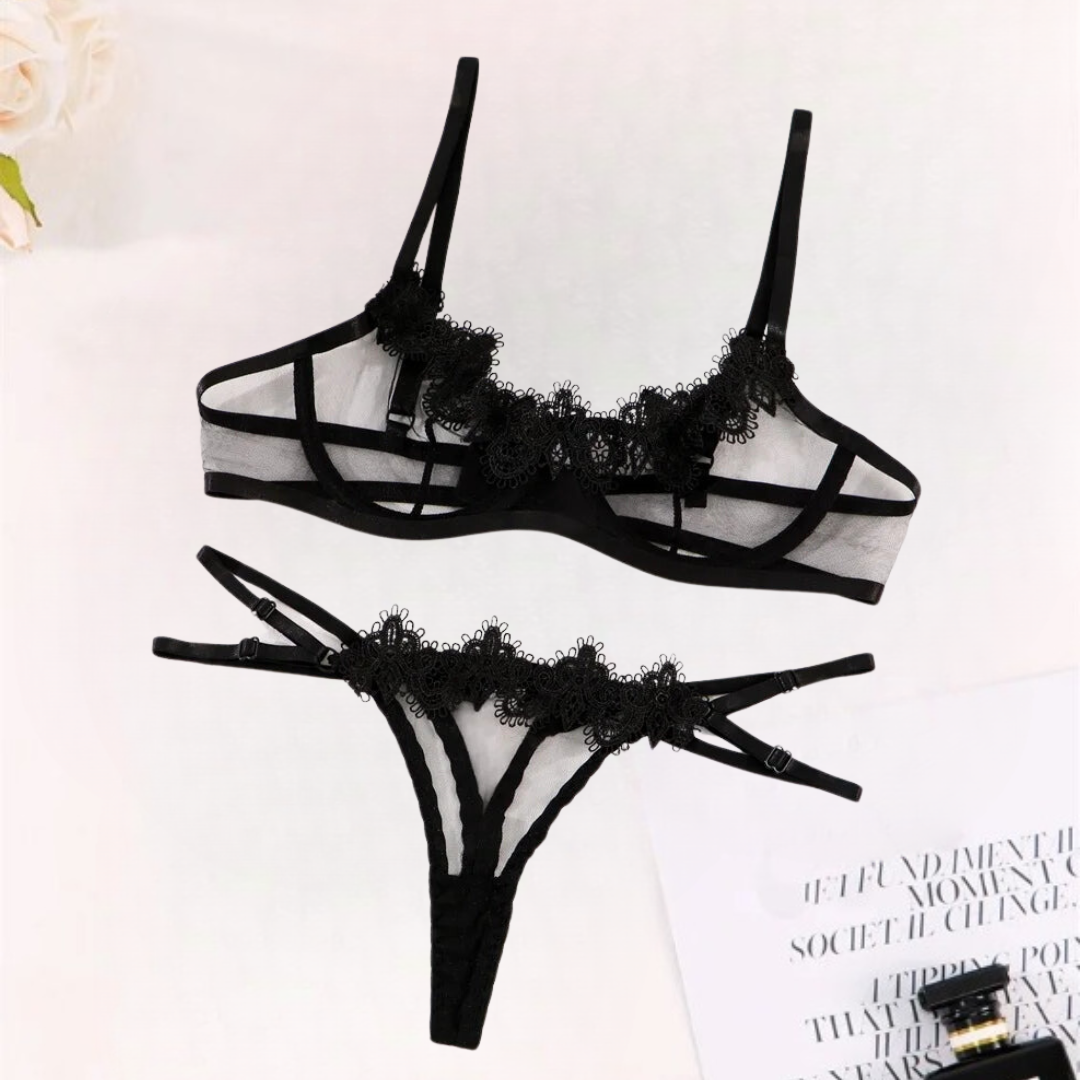 Siateczkowy komplet bielizny z regulowanymi ramiączkami