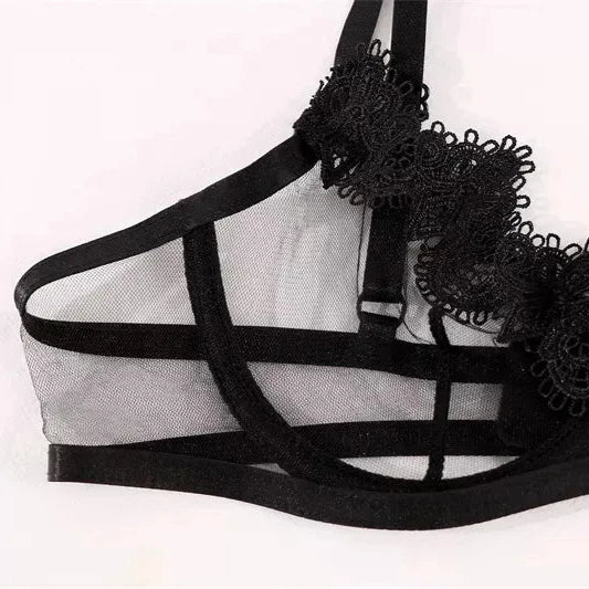 Siateczkowy komplet bielizny z regulowanymi ramiączkami