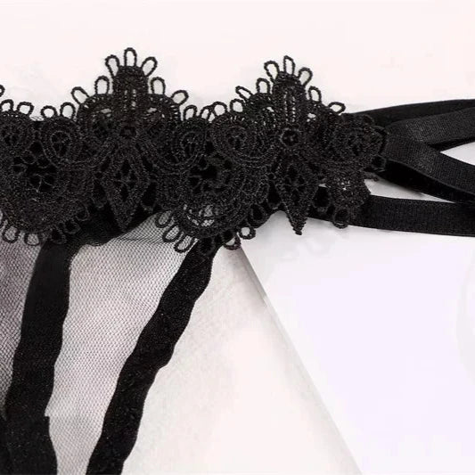 Siateczkowy komplet bielizny z regulowanymi ramiączkami