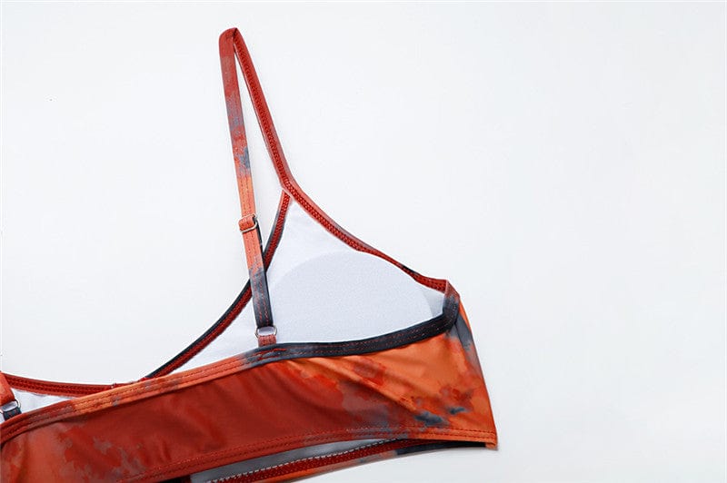 Dwuczęściowy strój kąpielowy z wysokim stanem