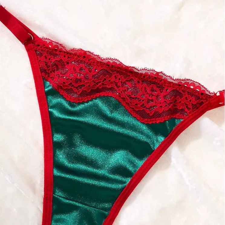 Świąteczny komplet bielizny z welurowym biustonoszem