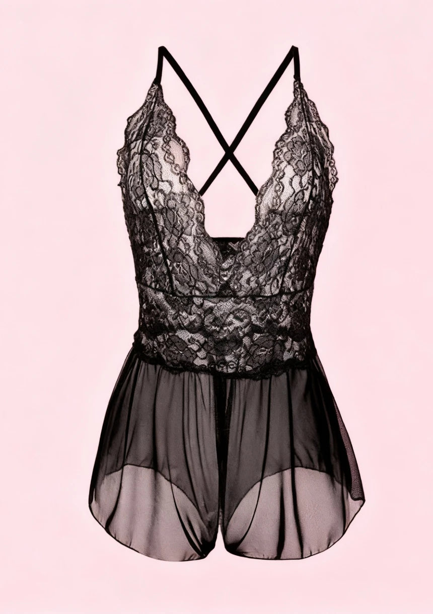 Body koronkowe z wycięciem