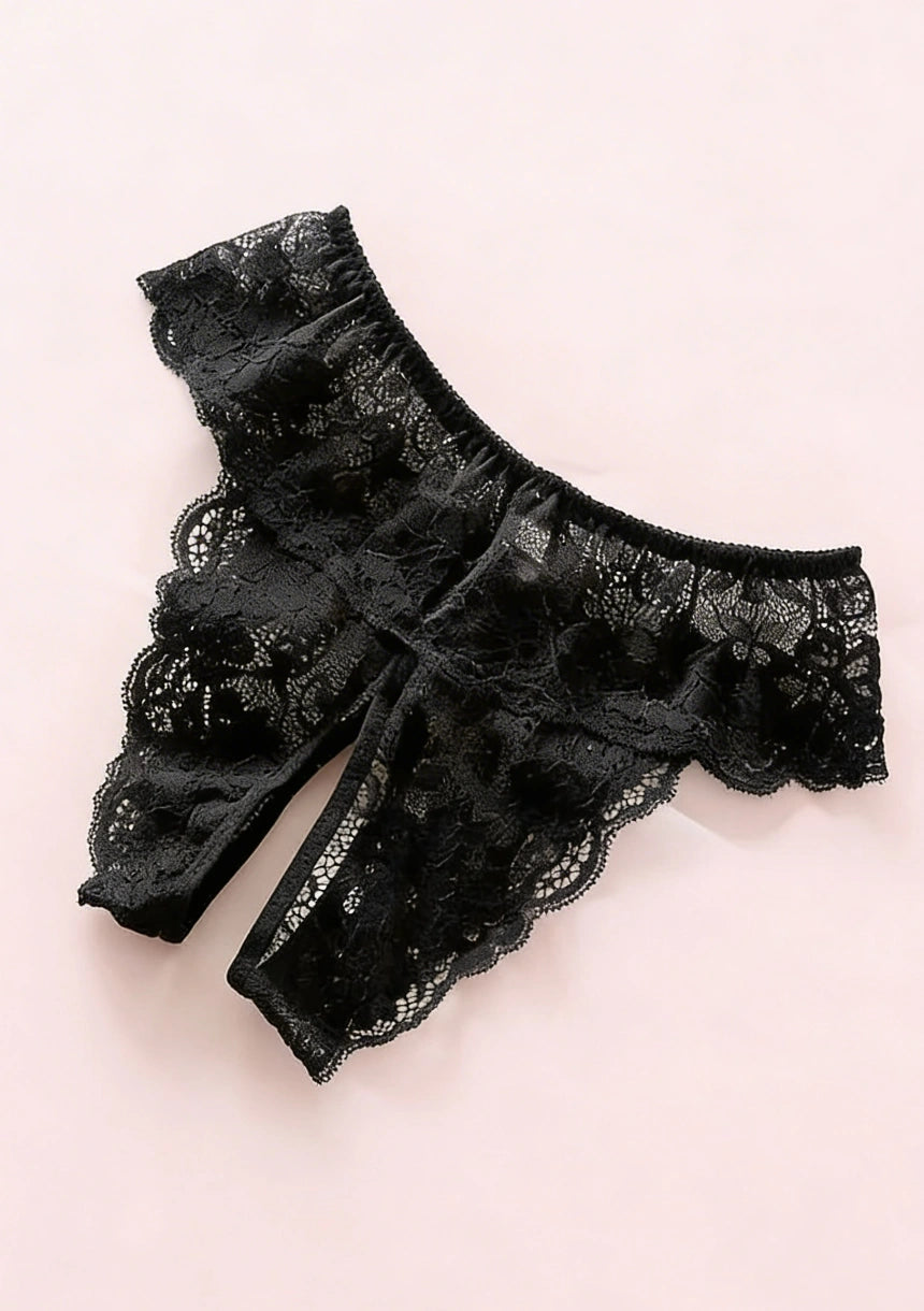 Zmysłowe majtki z rozcięciem