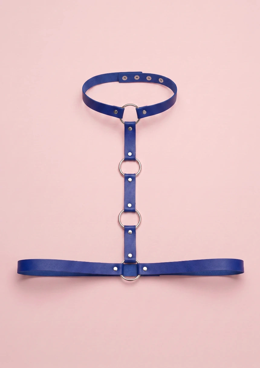 Skórzany harness do biustonosza