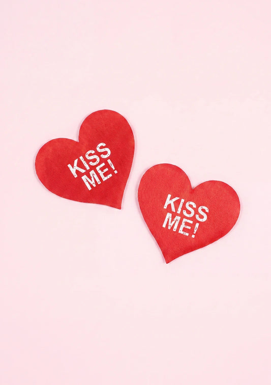 Naklejki na sutki z napisem "Kiss me"